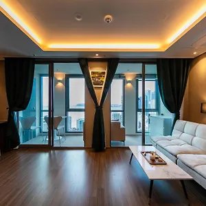 Elbon The X Bona Travel Hotel