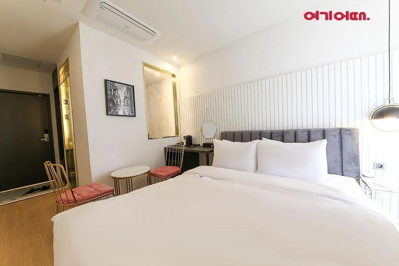 **  De Homme Hotel 釜山 韩国